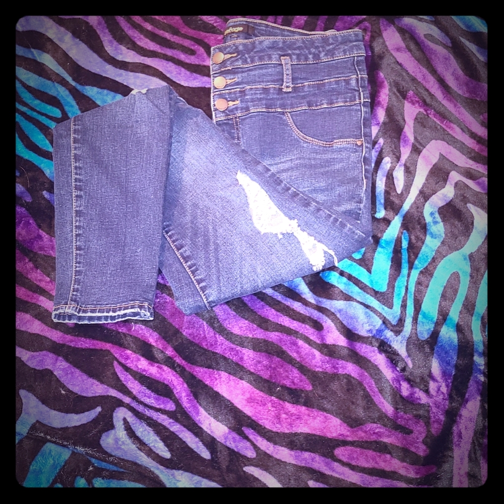 Size 8 Refuge jeans